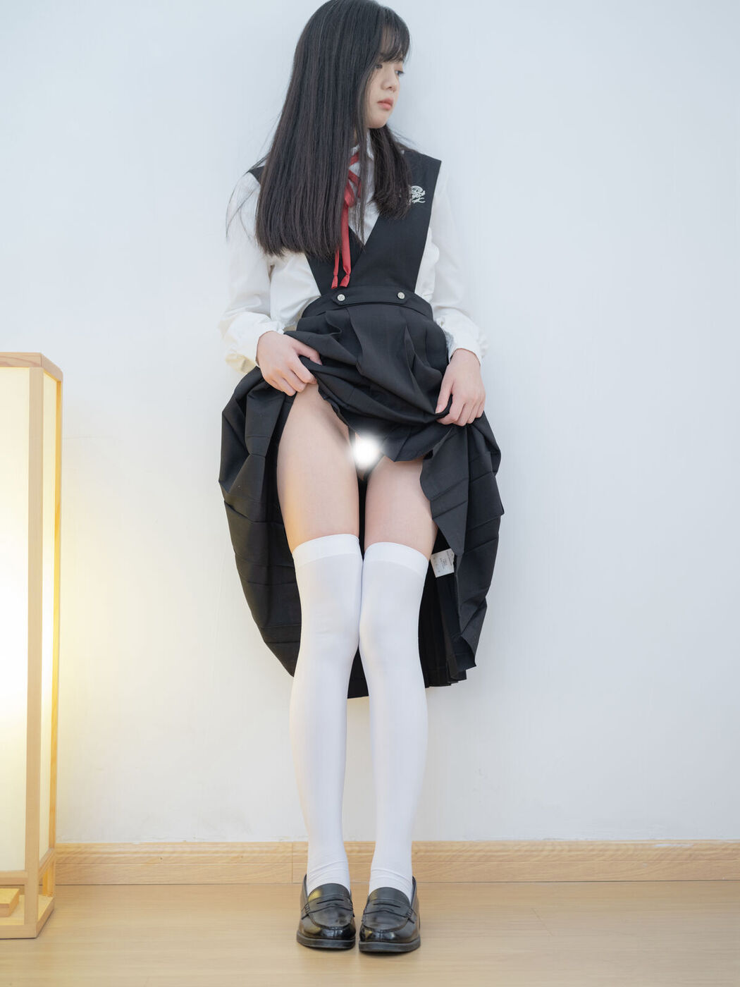 Coser@少女秩序 – 晞可 束缚衣白虎极品嫩妹 Part2