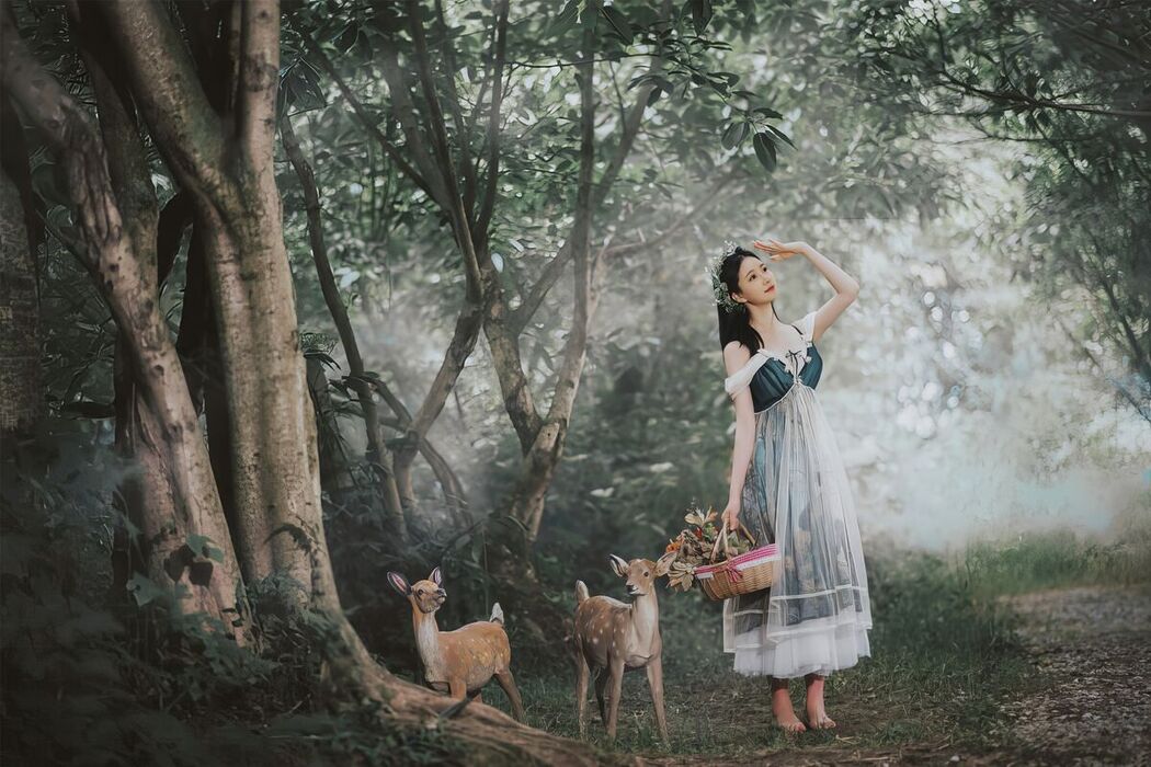 Coser@年年Nnian – 爱丽丝漫游仙境