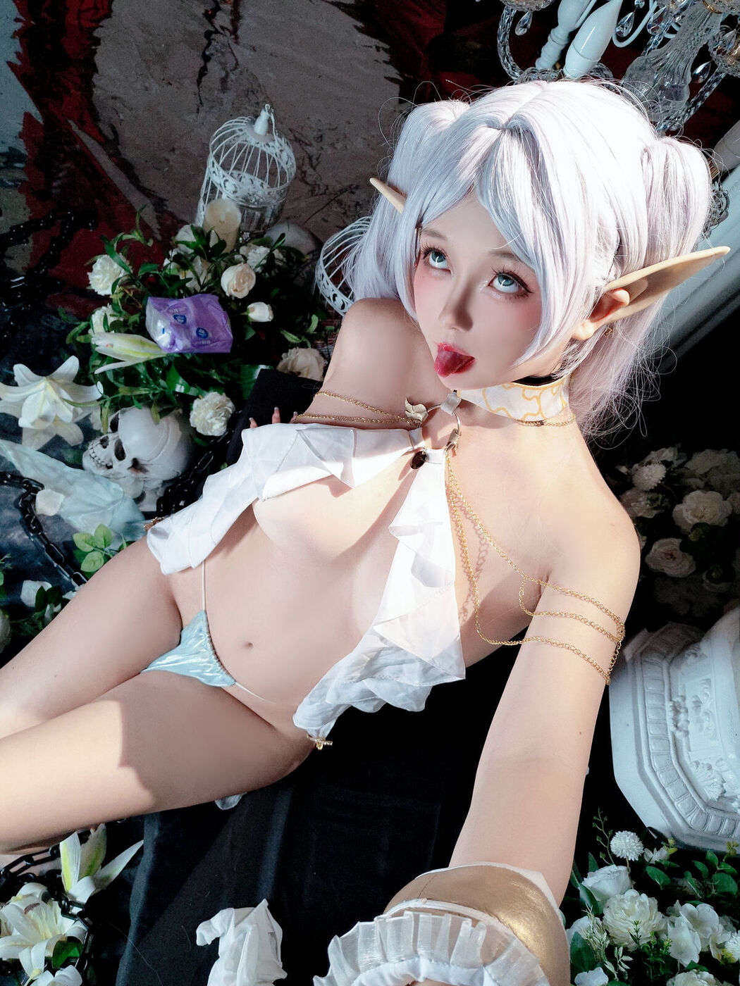 Coser@日奈娇 – 芙莉莲 圣光版 Part1