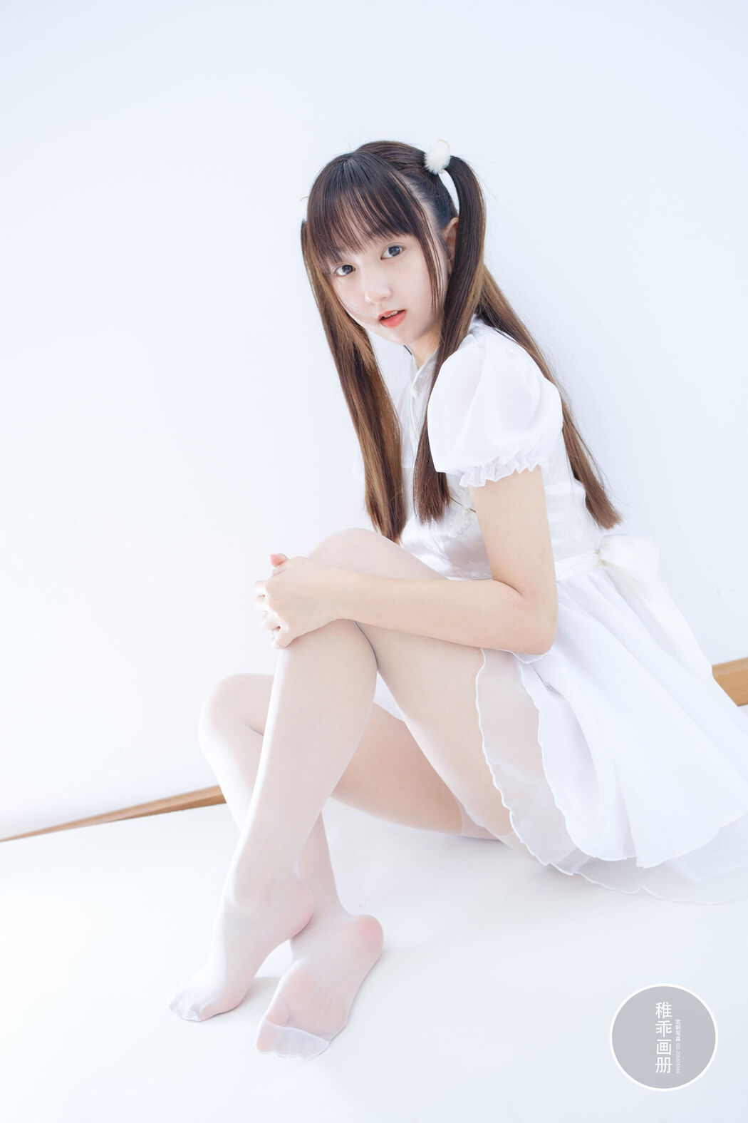 Coser@稚乖画册 – 新堂01 团子