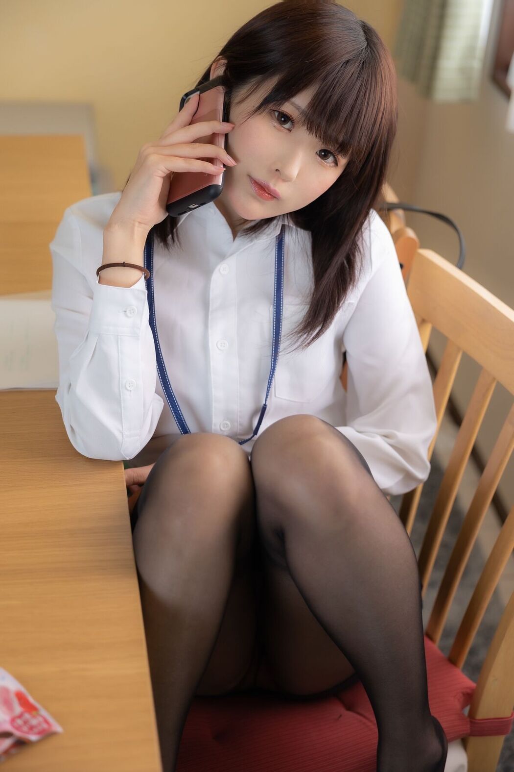 Coser@毎日眠たい 毎眠かのん – 黑丝OL Part1