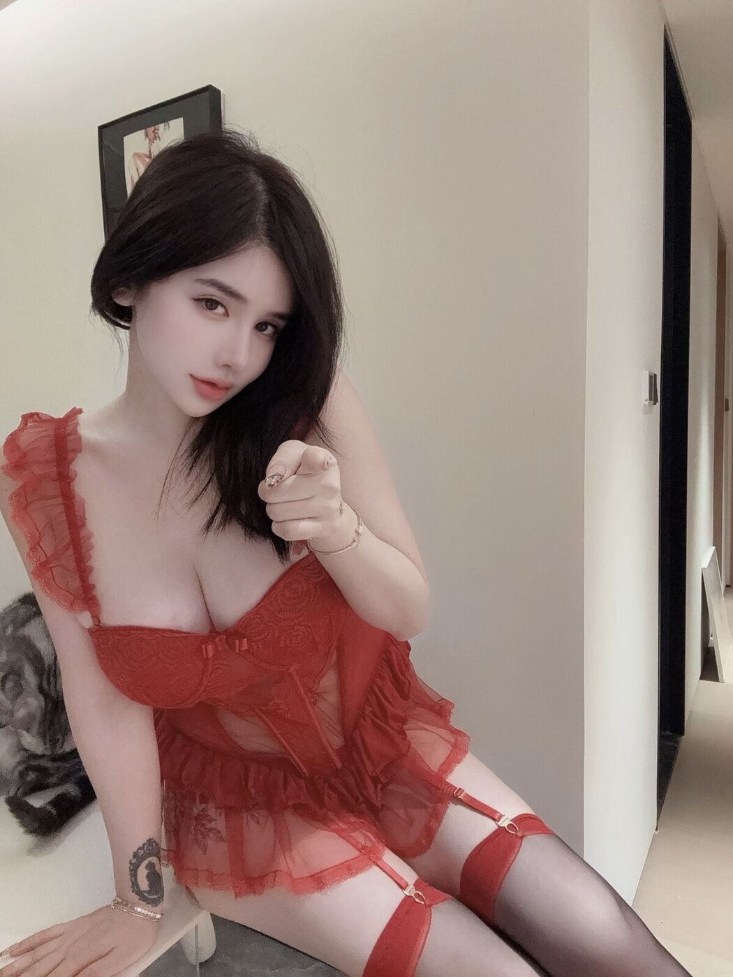 Coser@阿色 – 半腿红丝