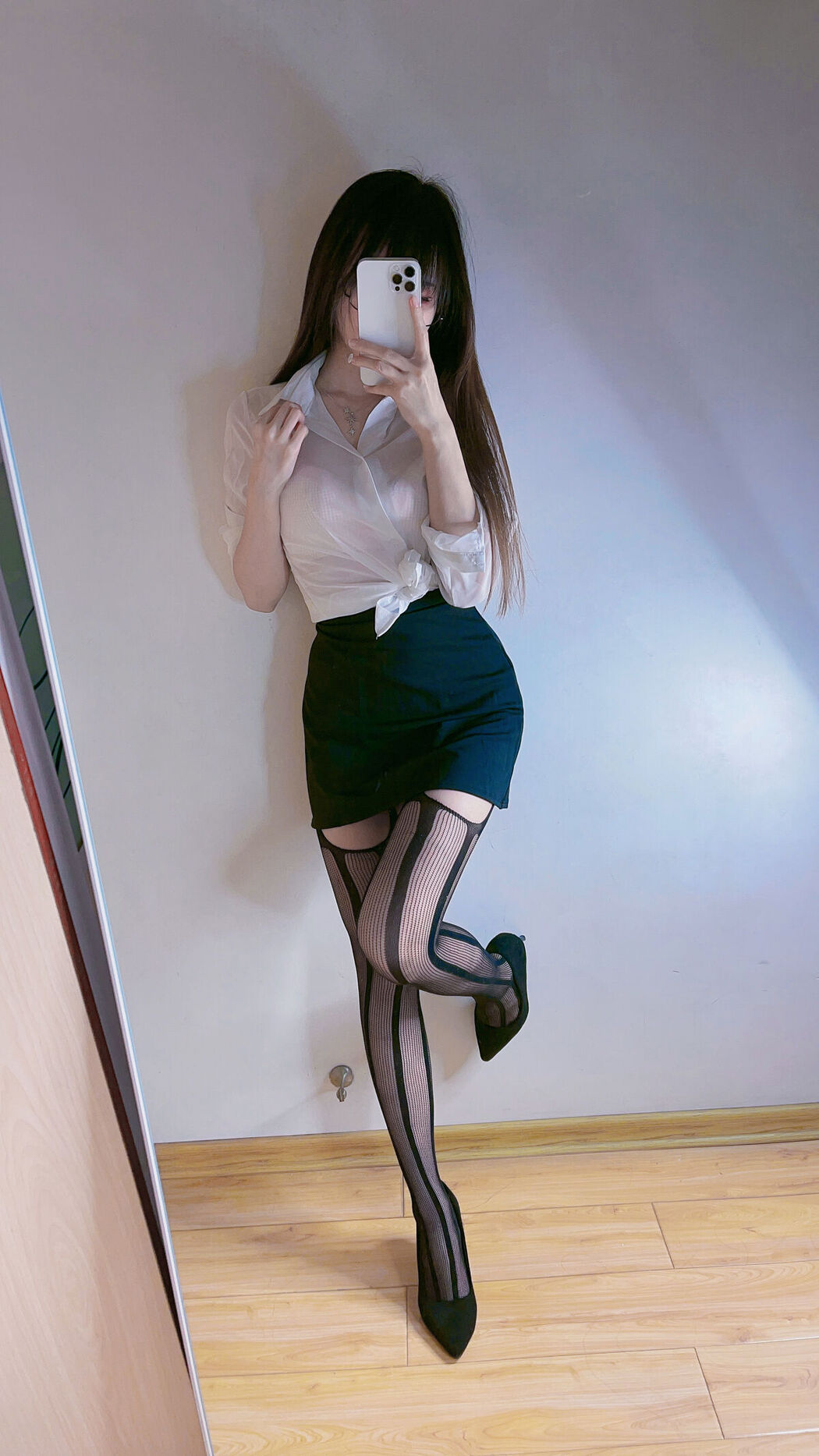 Coser@miko酱ww &#8211; mikoの黑丝03 Part2