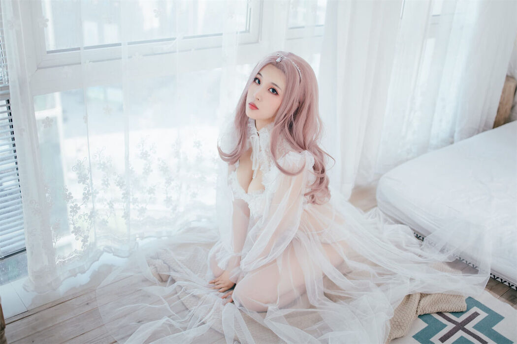 Coser@轩萧学姐 – 花嫁