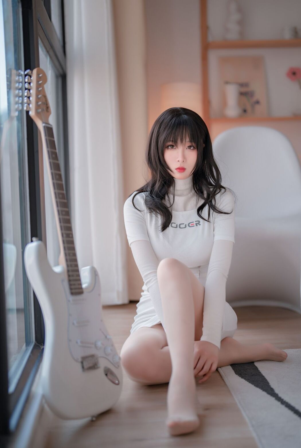 Coser@轩萧学姐 – 吉他妹妹肉丝 Ukelele Sister