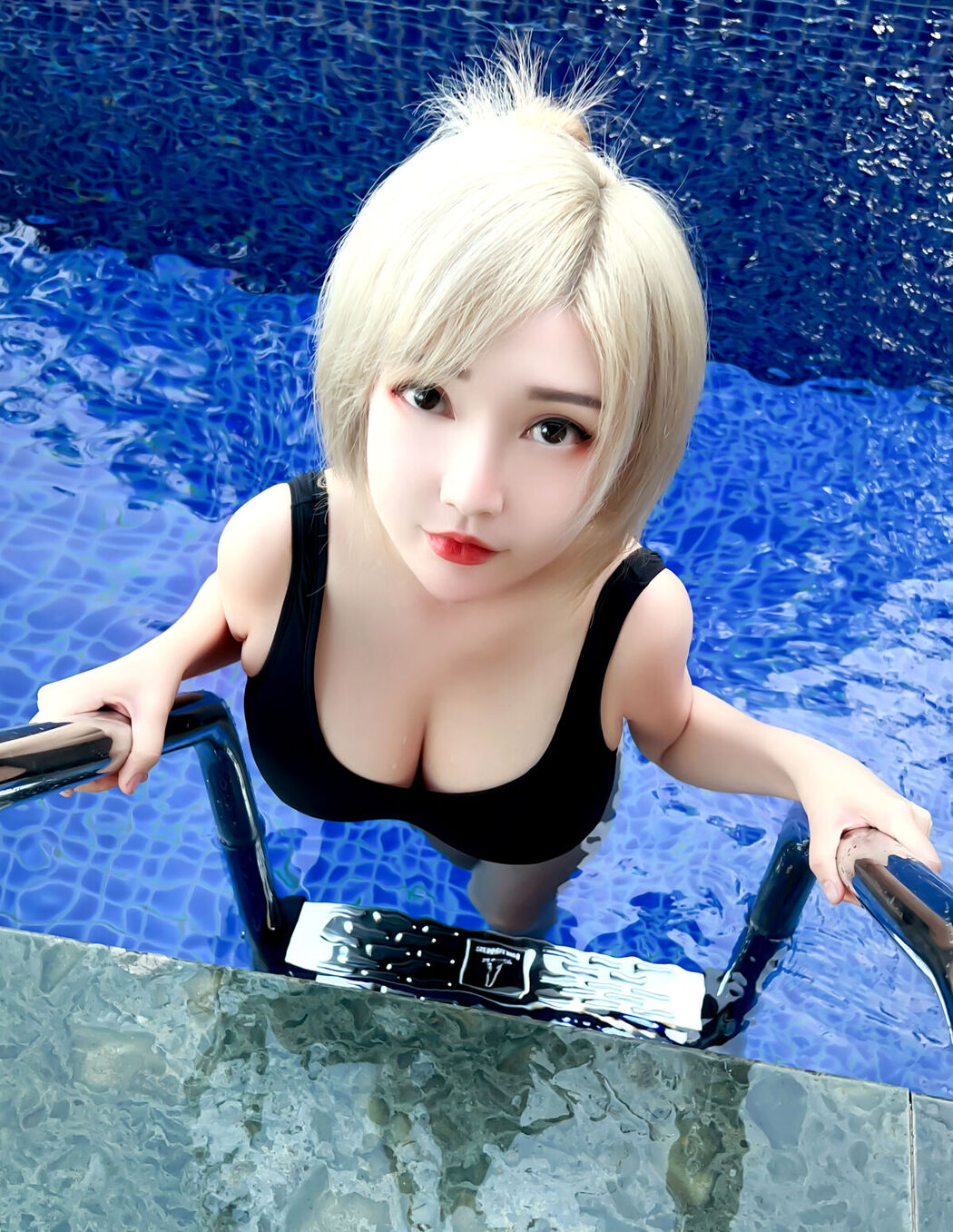 Coser@Potato Godzilla &#8211; Casual First Time Skinny Dip Nsfw