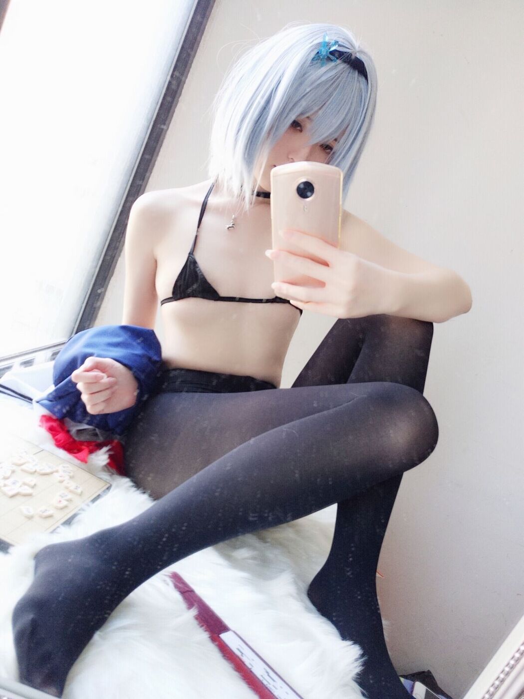 Coser@一小央泽 – 空银子