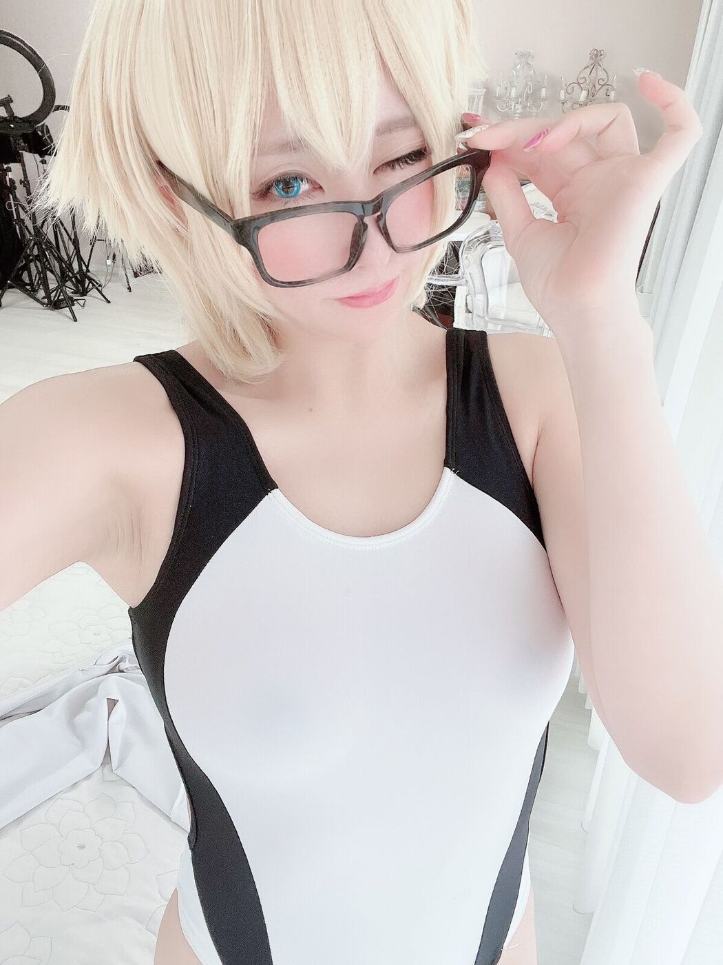 Coser@林檎蜜紀 Ringo Mitsuki – 久々 なジャンヌお姉ちゃんのえちえちクイコミ ピタピタ競泳水着