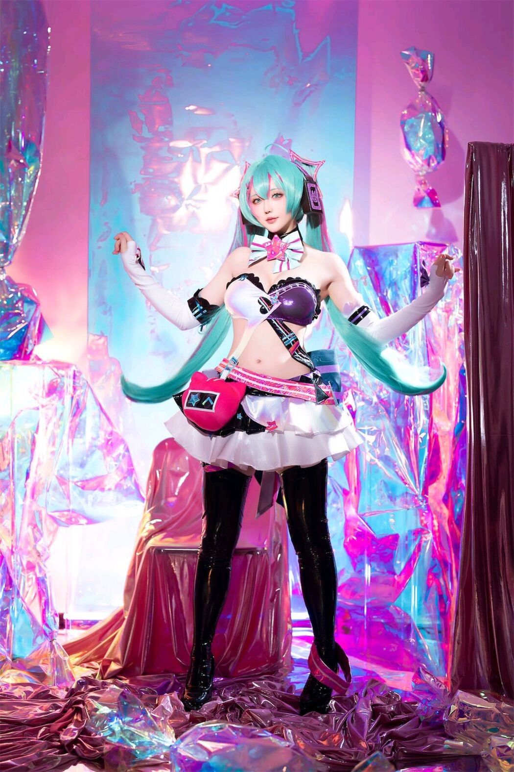Coser@星之迟迟 – Miku初音未来 喵斯快跑