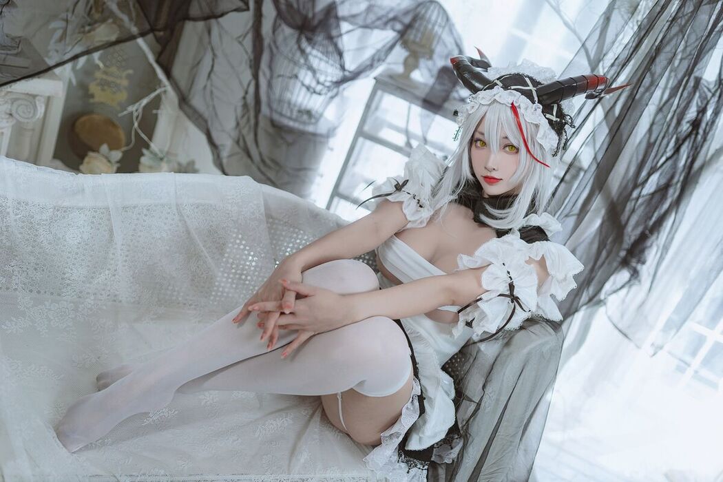 Coser@宮本桜 – 宫本樱樱饼 埃吉尔女仆