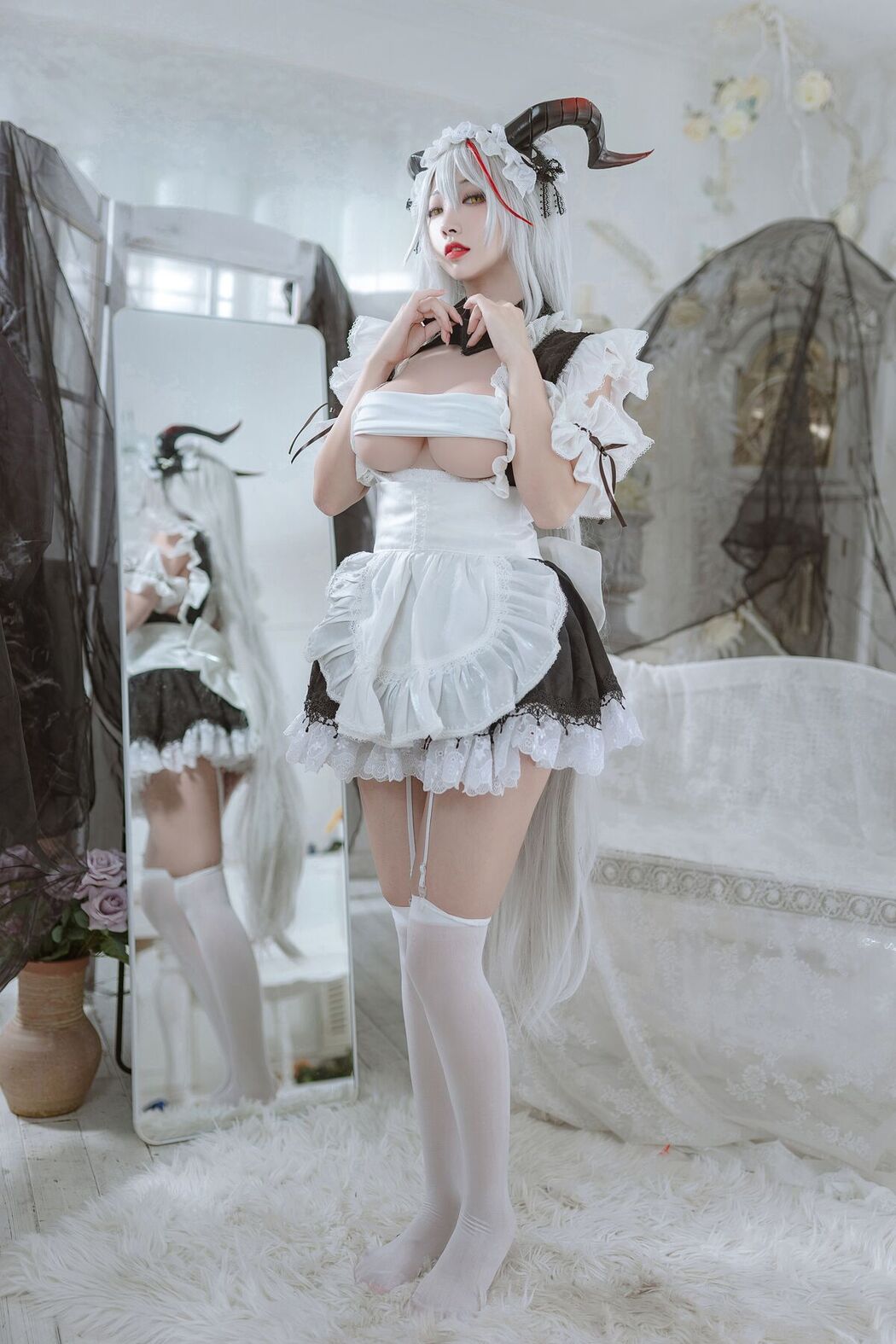 Coser@宮本桜 – 宫本樱樱饼 埃吉尔女仆