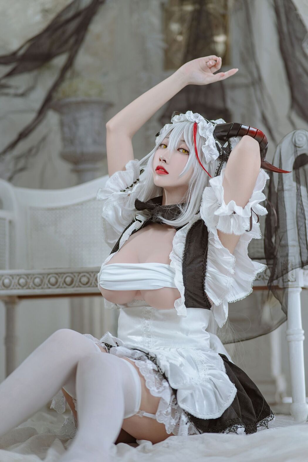 Coser@宮本桜 – 宫本樱樱饼 埃吉尔女仆