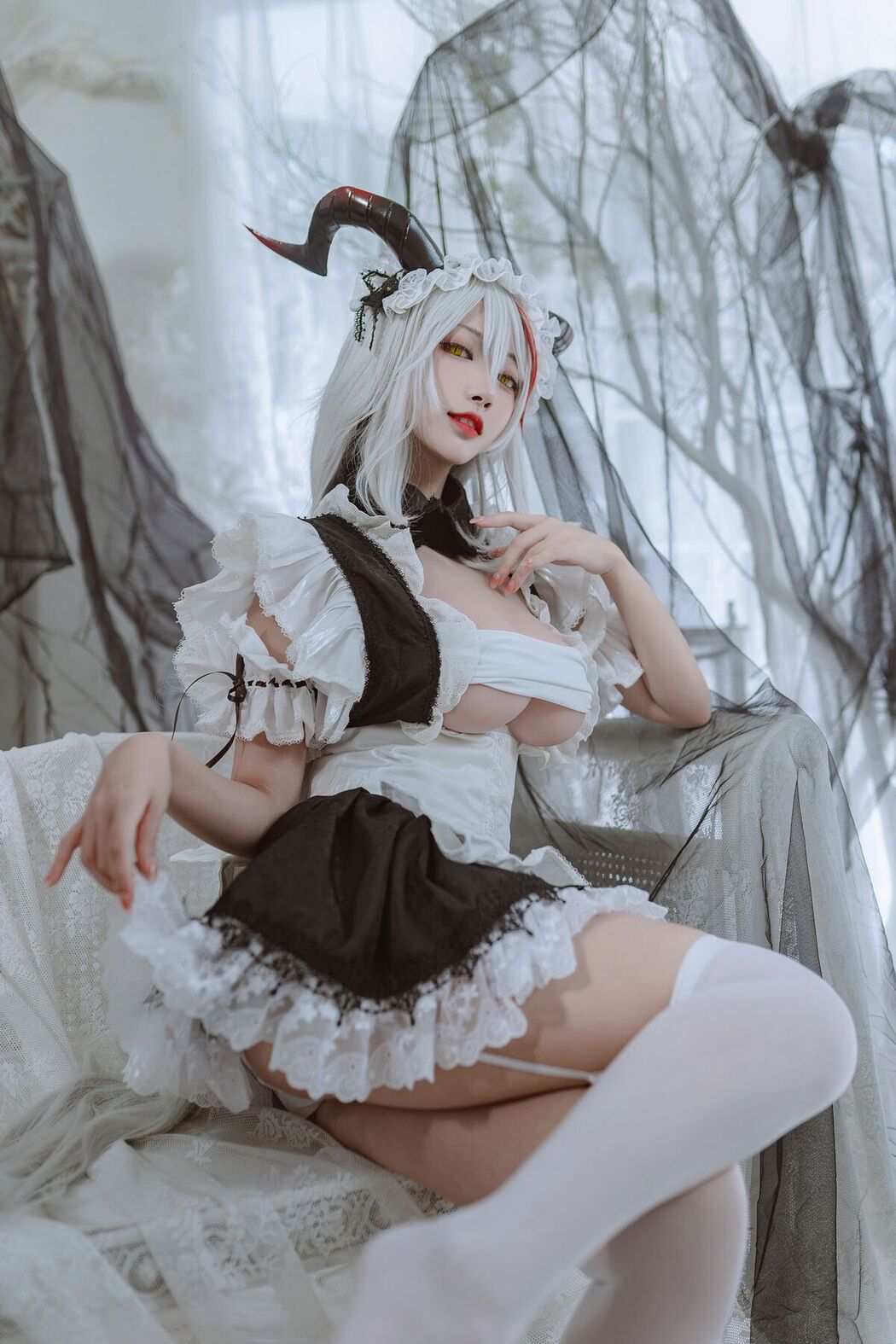 Coser@宮本桜 – 宫本樱樱饼 埃吉尔女仆