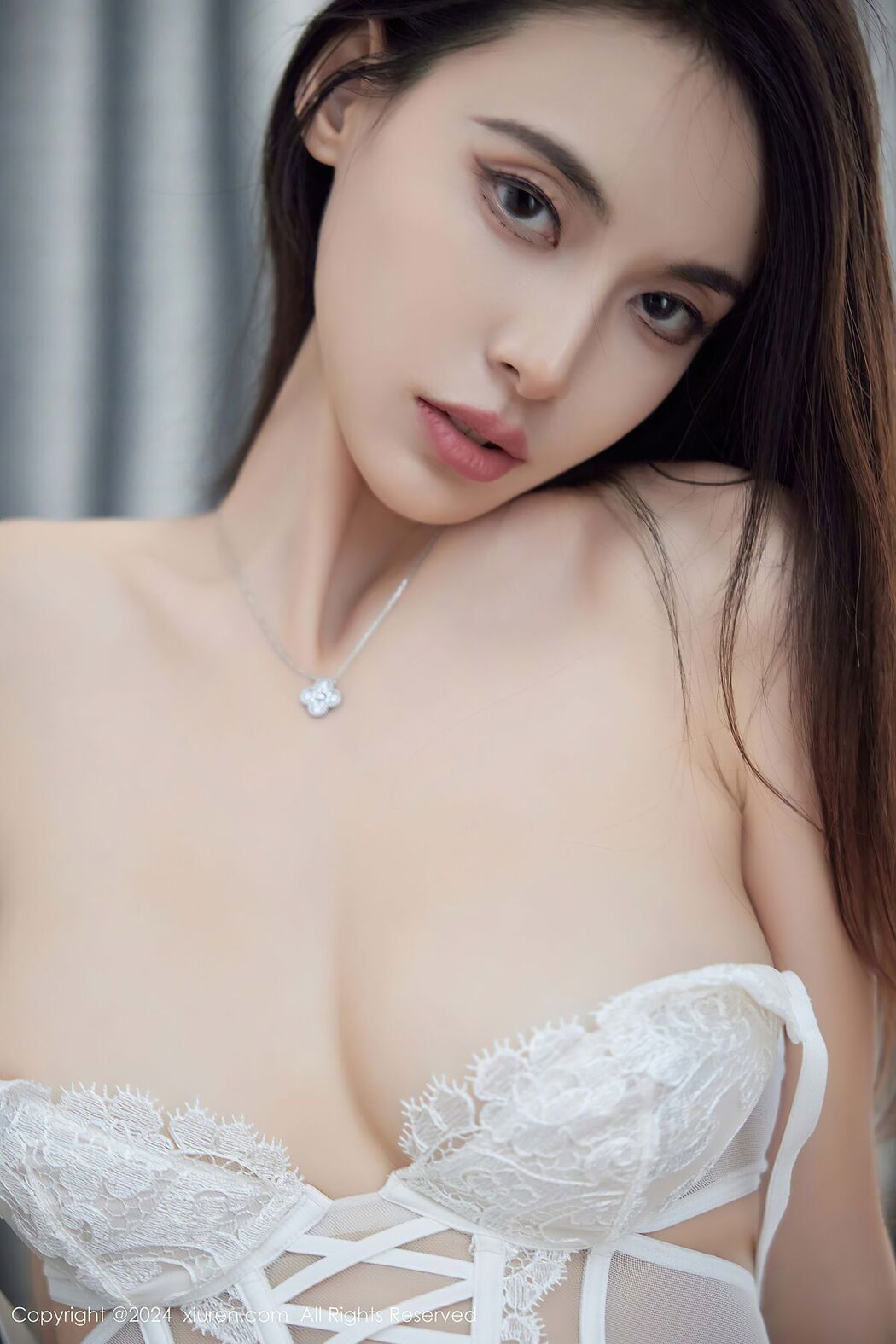 [XIUREN] No.9498 Lingyu69