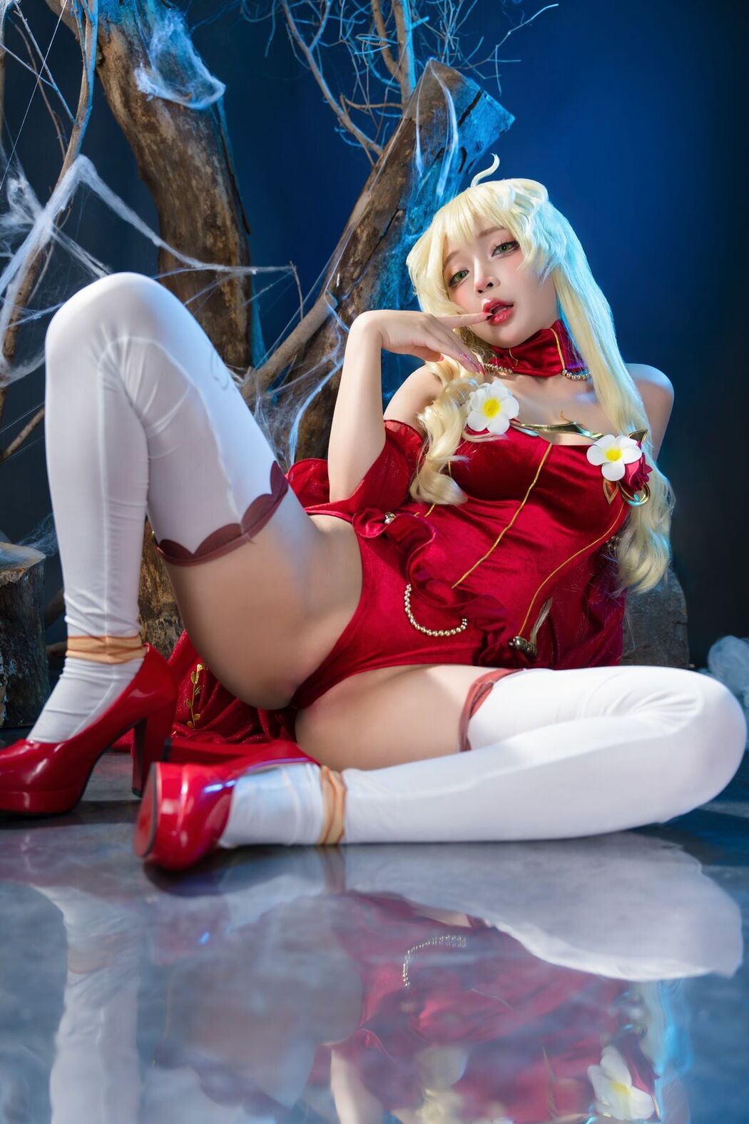 Coser@UmekoJ – Red Riding Hood Part1