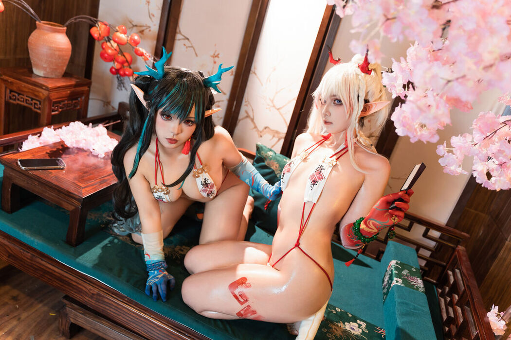 Coser@小和甜酒 And 橙风千雅 – 明日方舟年夕旗袍双人御守 Part1