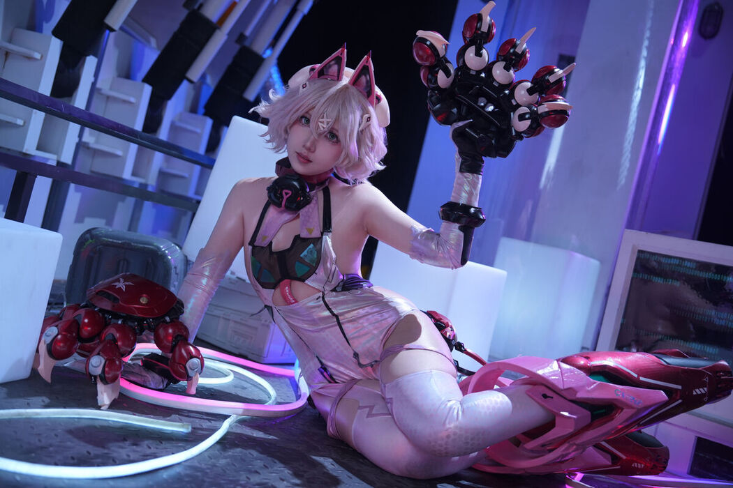 Coser@小和甜酒 – 交错战线绯俐