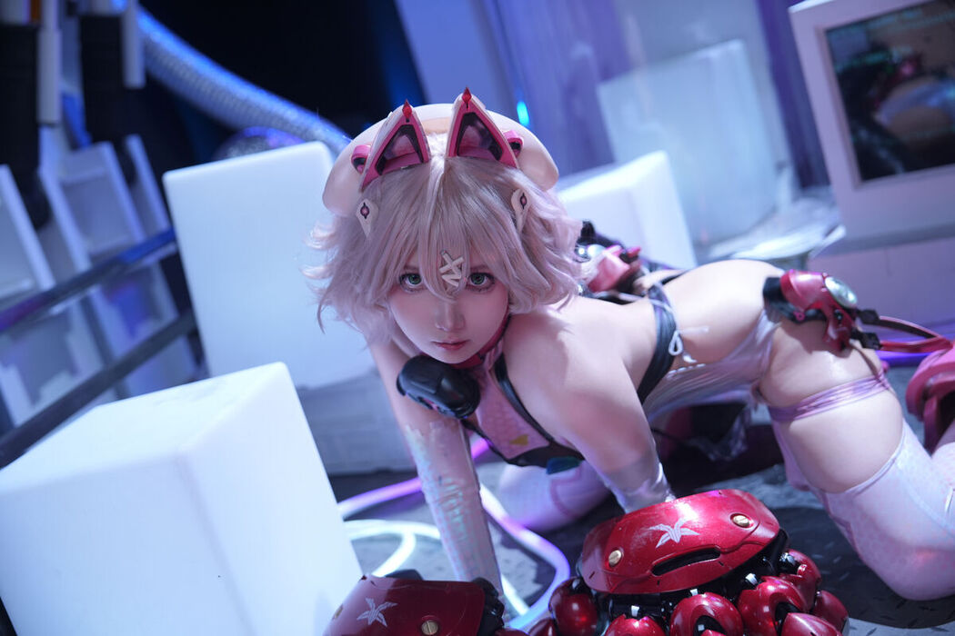 Coser@小和甜酒 – 交错战线绯俐