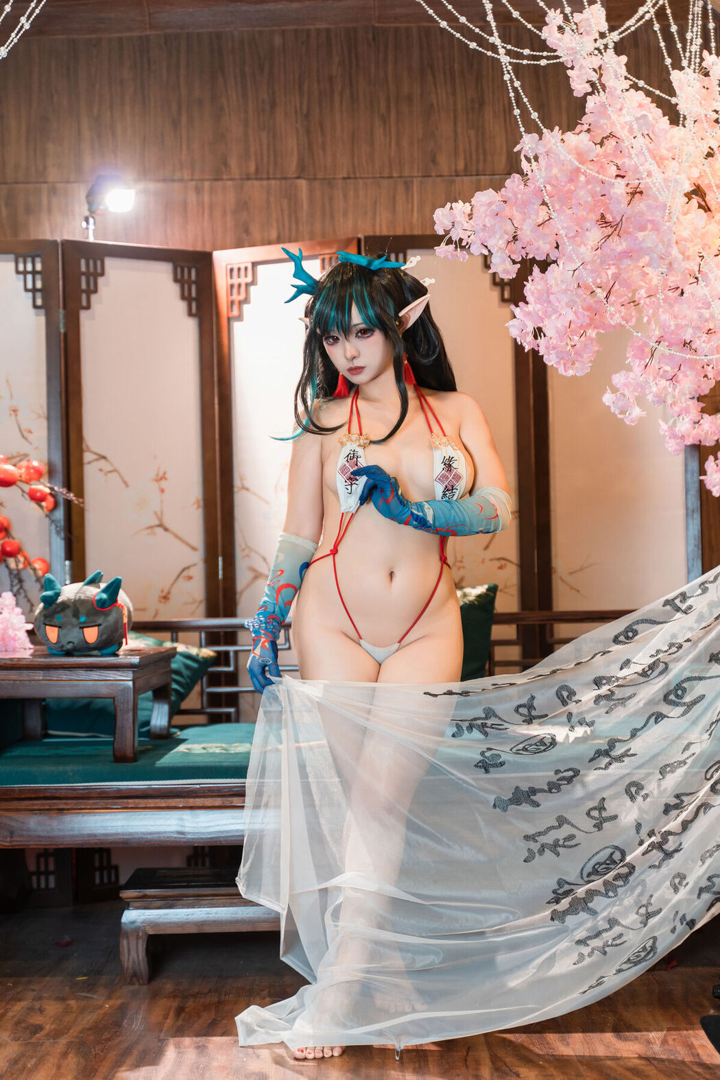 Coser@小和甜酒 And 橙风千雅 – 明日方舟年夕旗袍双人御守 Part1