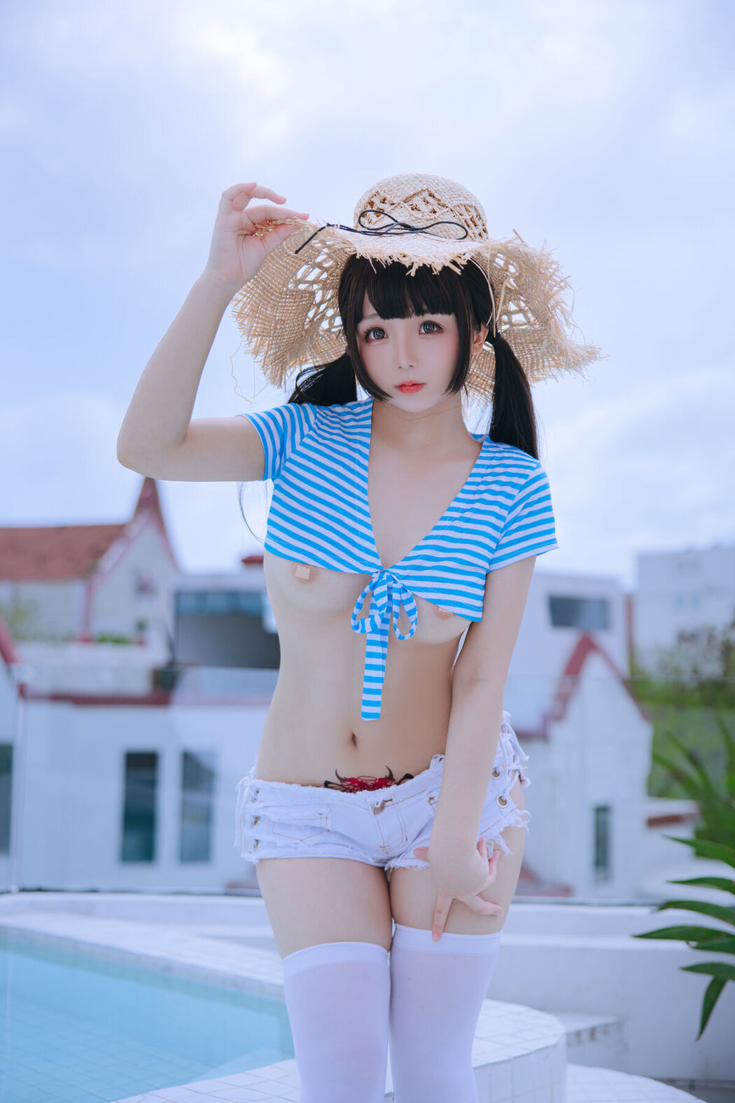 Coser@日奈娇 – 蓝白条 Part1