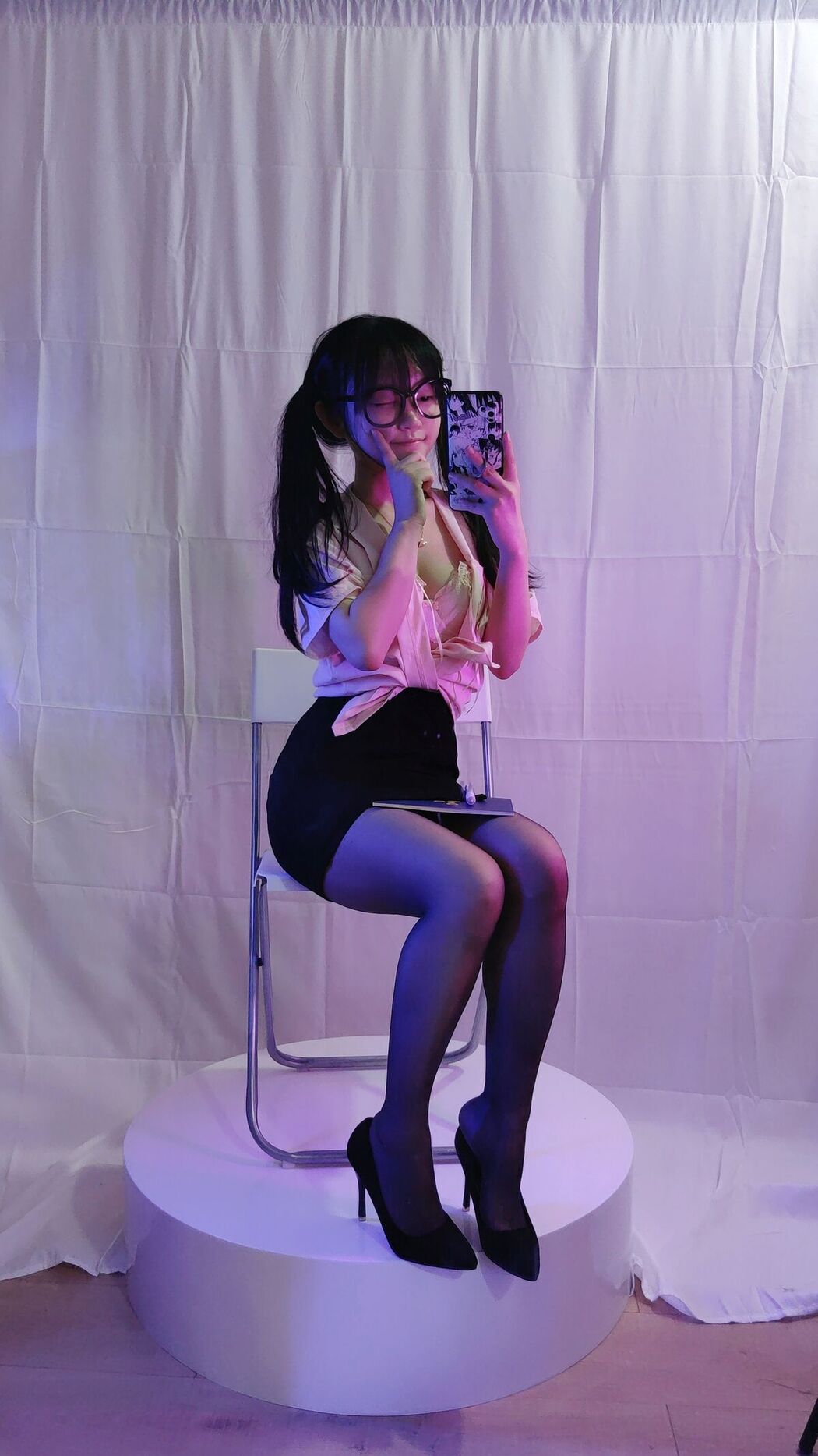 Coser@神沢永莉 – 双马尾黑丝班主任