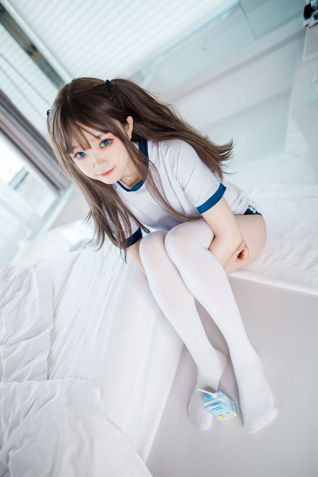 Coser@神沢永莉 – 半双马尾体操服大腿袜
