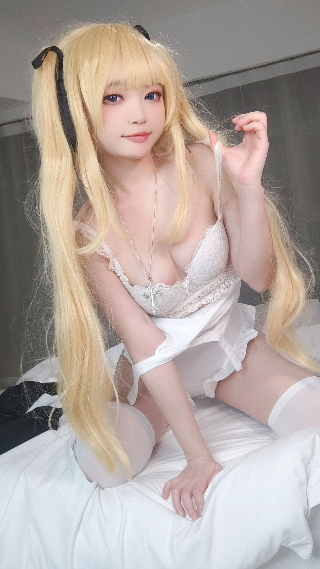 Coser@神沢永莉 – 英梨梨修女自拍 Part1