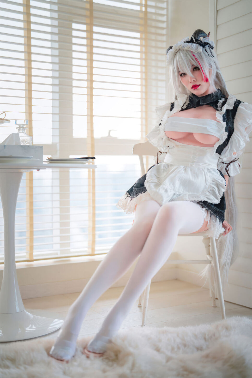 Coser@轩萧学姐 – 碧蓝航线 埃吉尔女仆
