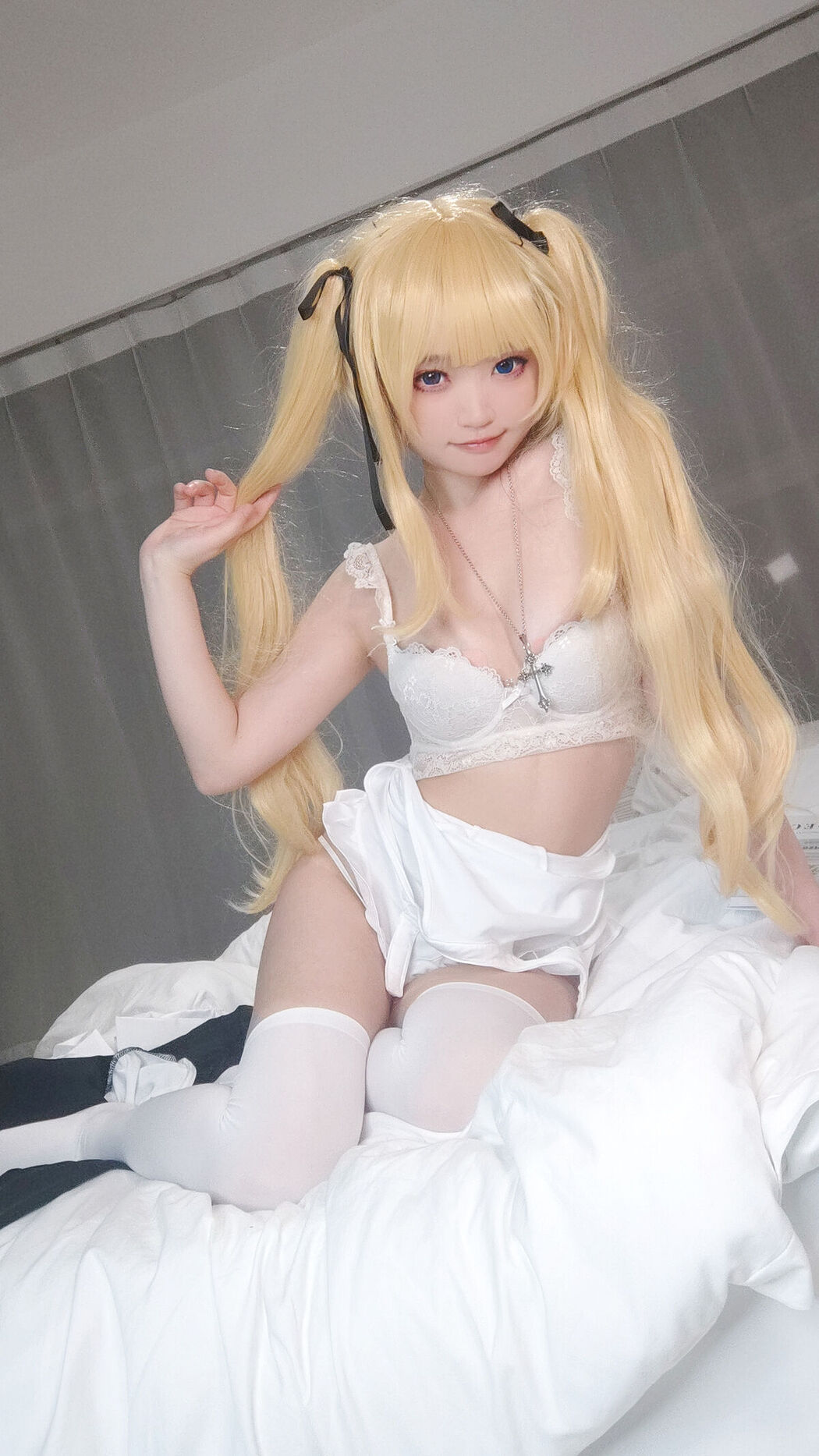 Coser@神沢永莉 – 英梨梨修女自拍 Part1