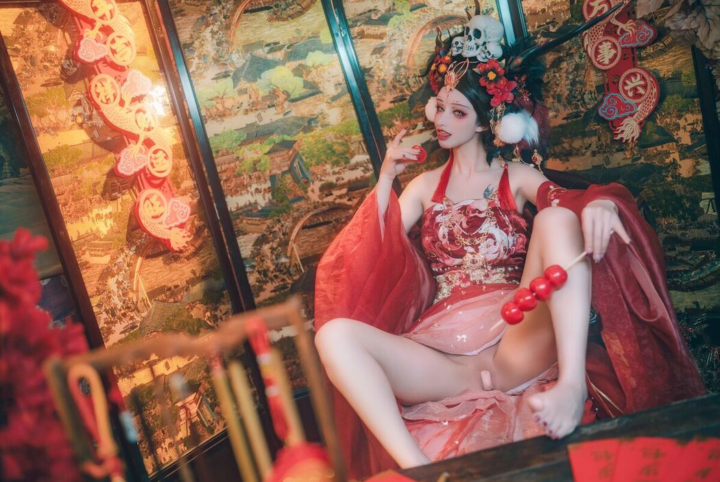 Coser@鹿八岁 &#8211; 闯进我家的凶凶年兽 Part1