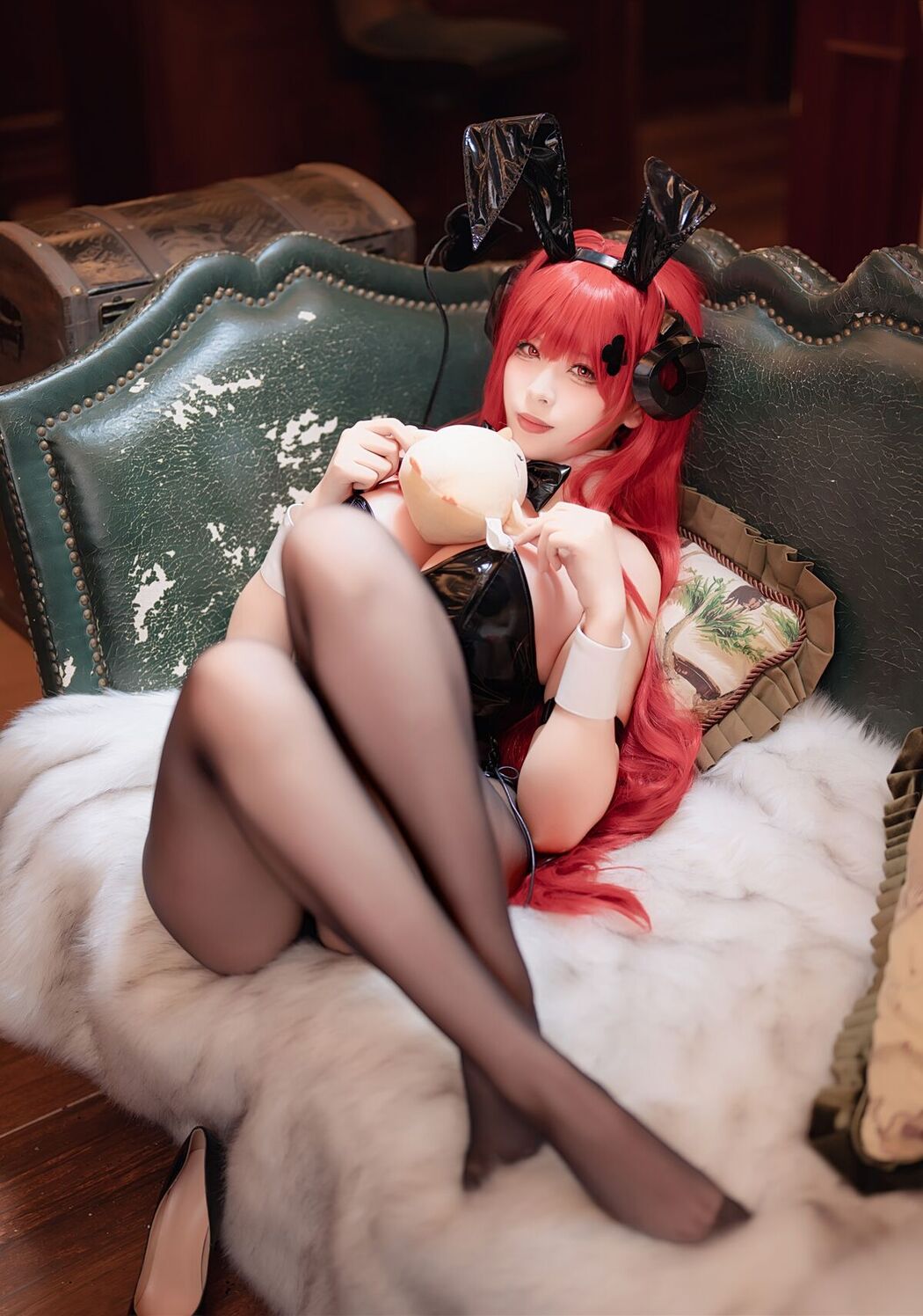 Coser@轩萧学姐 – 兴登堡兔女郎