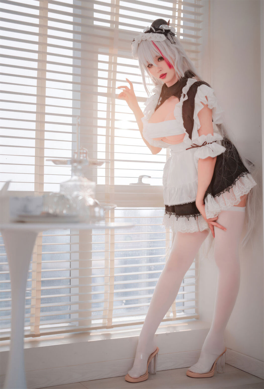 Coser@轩萧学姐 – 碧蓝航线 埃吉尔女仆