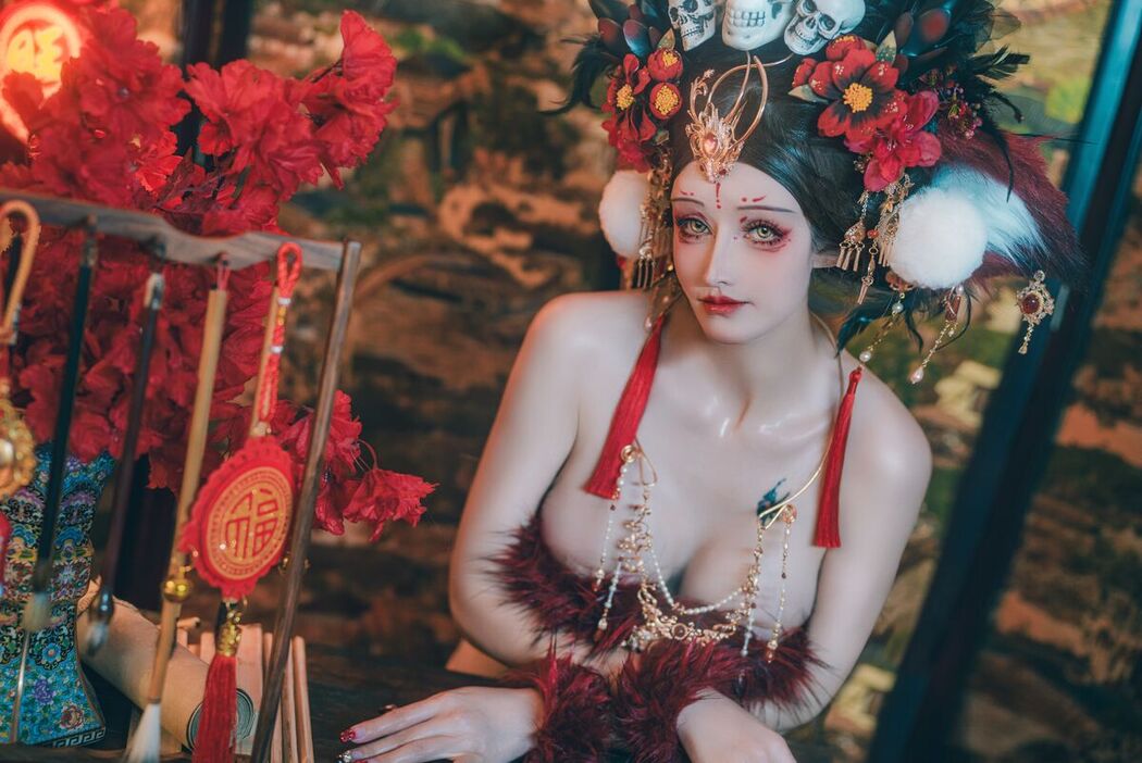 Coser@鹿八岁 &#8211; 闯进我家的凶凶年兽 Part1