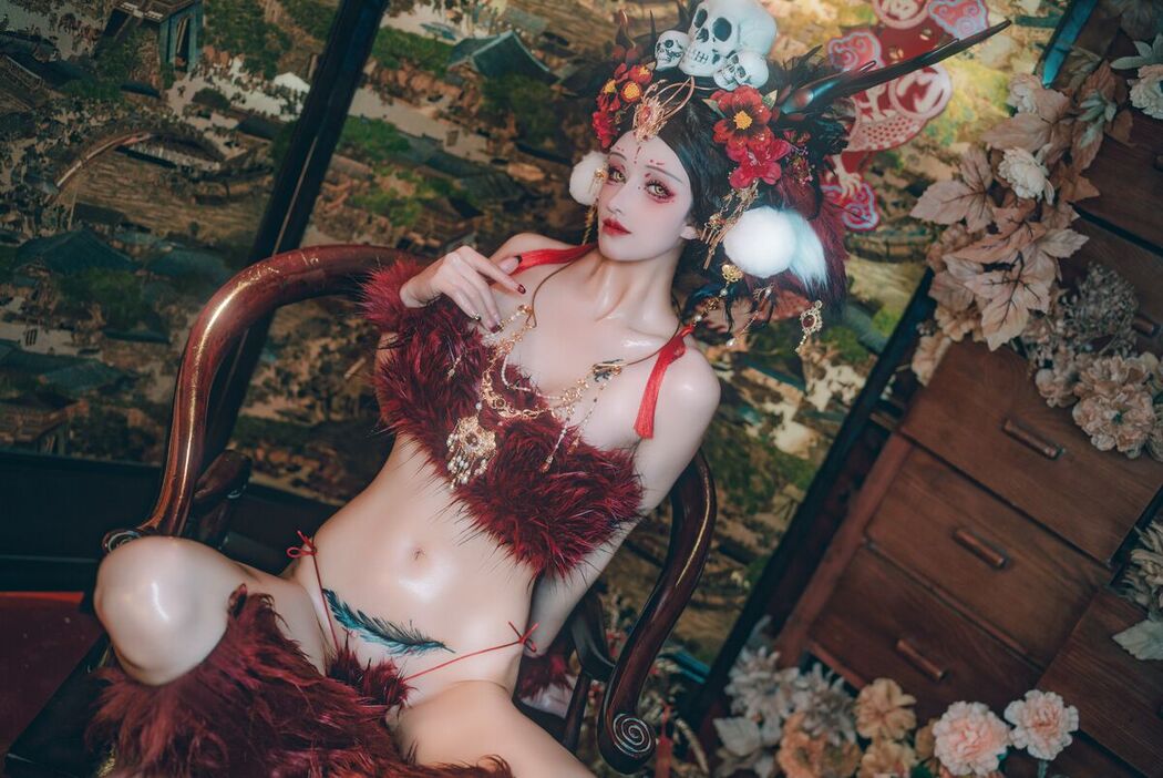Coser@鹿八岁 &#8211; 闯进我家的凶凶年兽 Part1