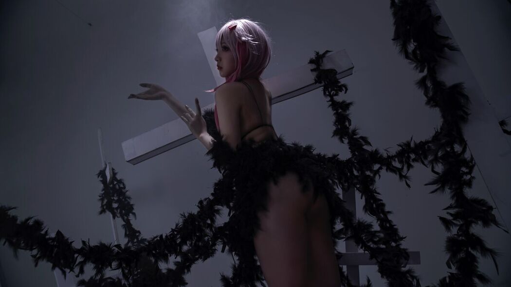 Coser@小和甜酒 &#8211; 黑羽