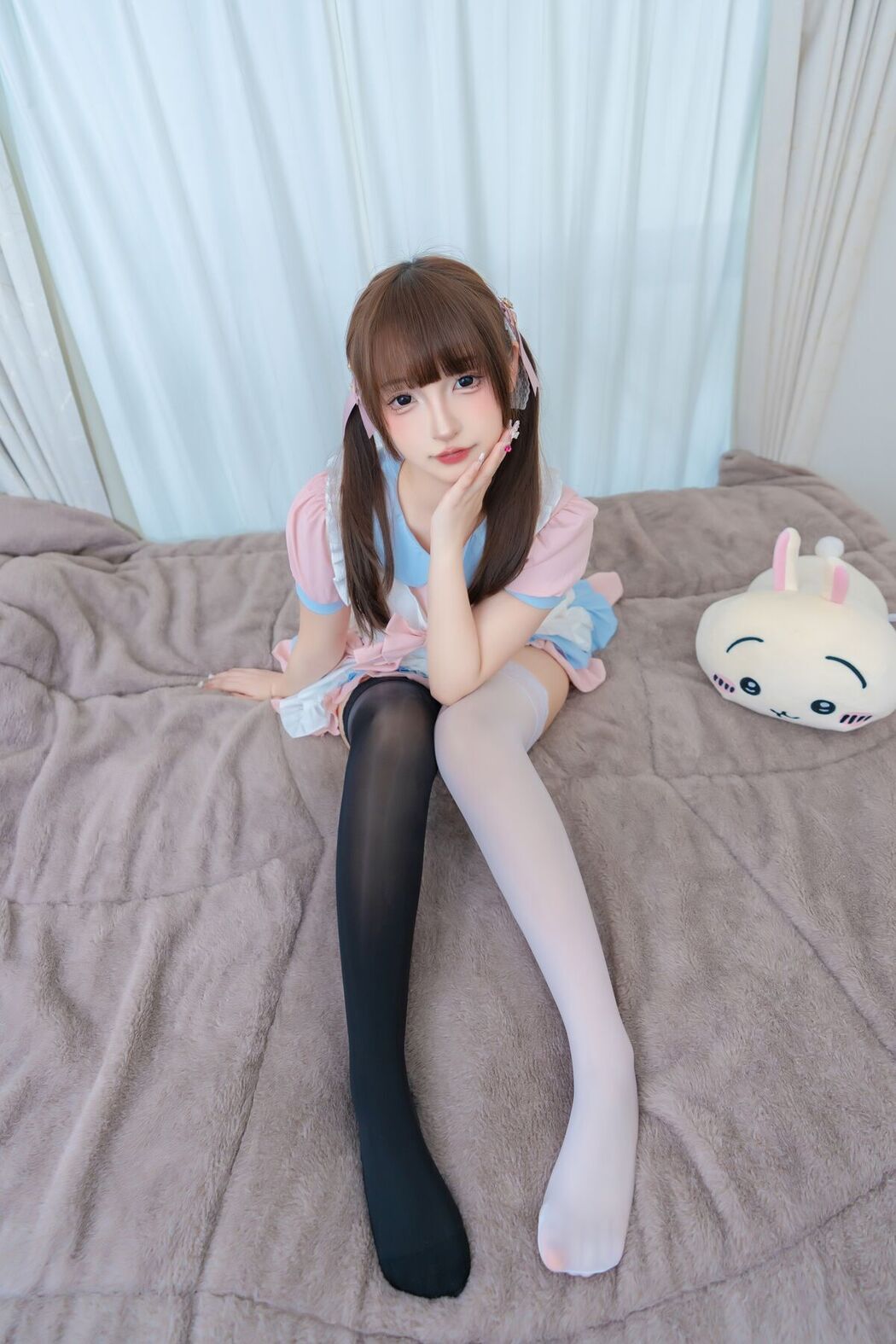 Coser@神楽坂真冬 – 小小女仆