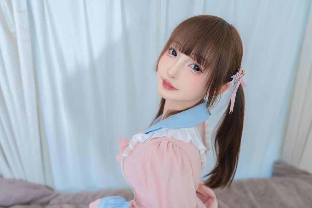 Coser@神楽坂真冬 – 小小女仆
