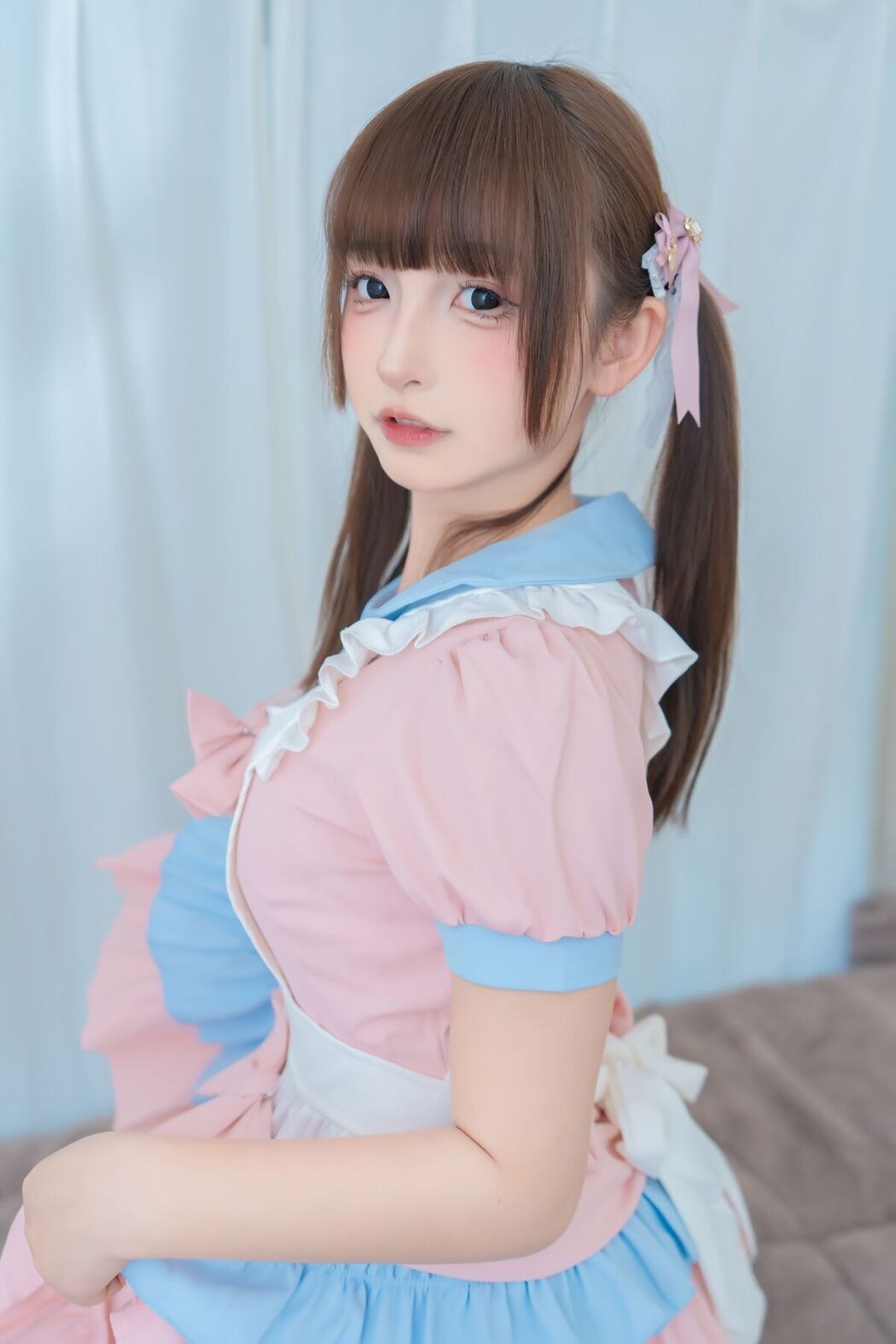 Coser@神楽坂真冬 – 小小女仆