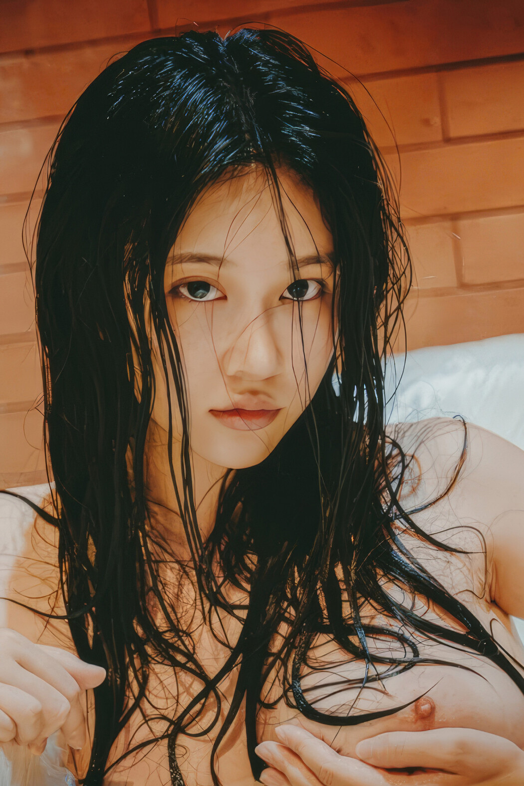 年年Nnian, 写真集 沐浴 Take a Bath