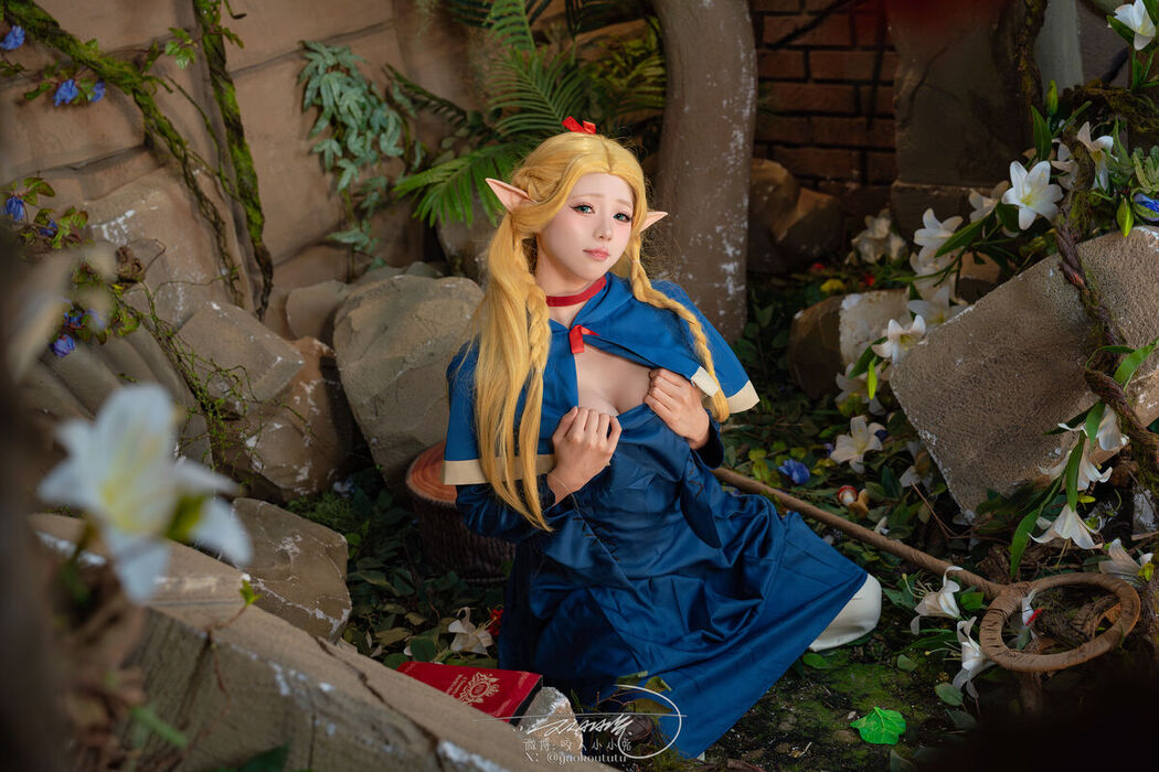 Coser@黏黏团子兔 – 咬人小小兔 7月作品『迷宫菇生食指南』