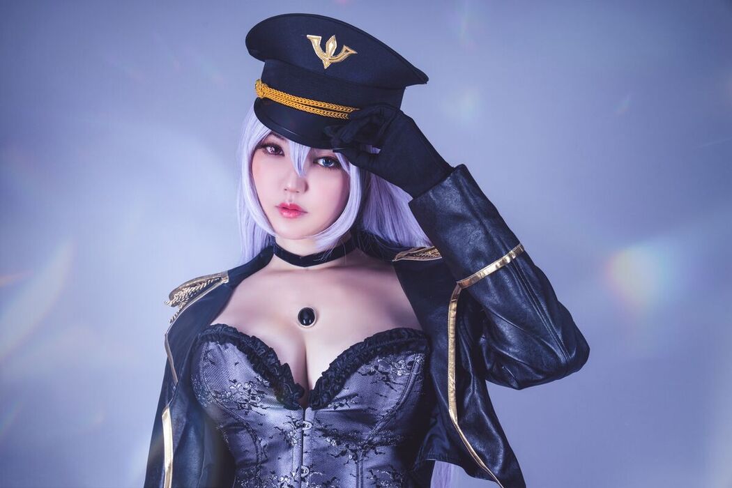 Coser@YingTze – Black Lobelia