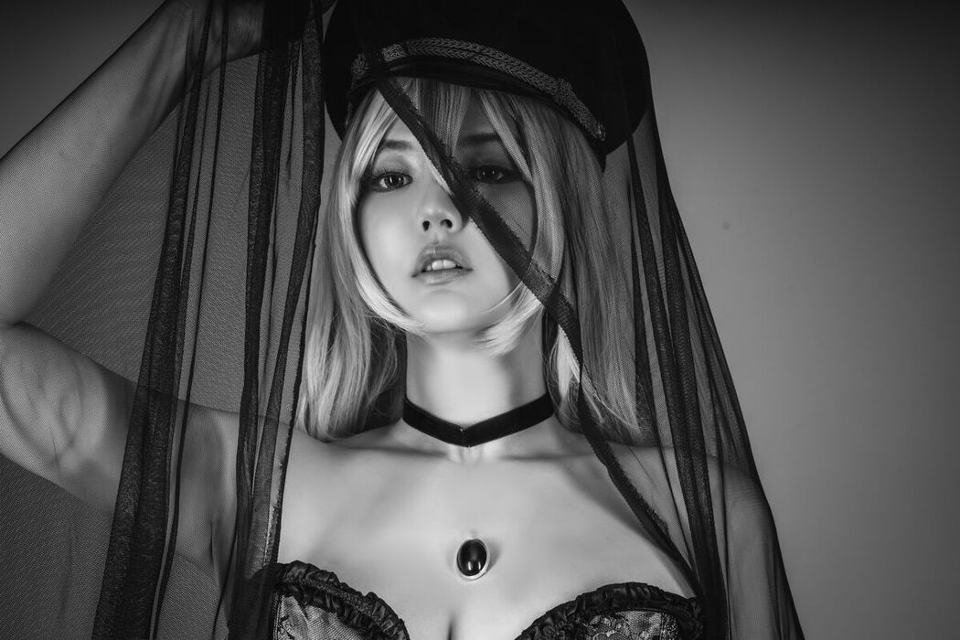Coser@YingTze &#8211; Black Lobelia