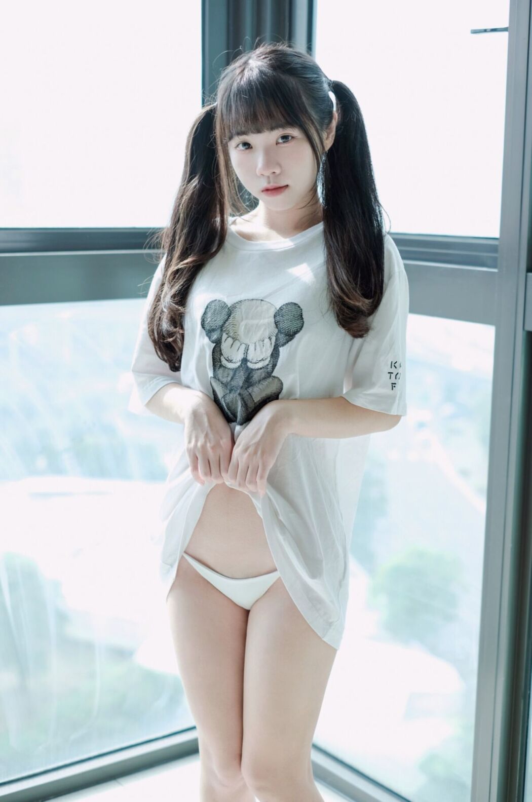 Coser@可可小白兔 &#8211; 捕獲一隻沒穿褲褲の小白兔
