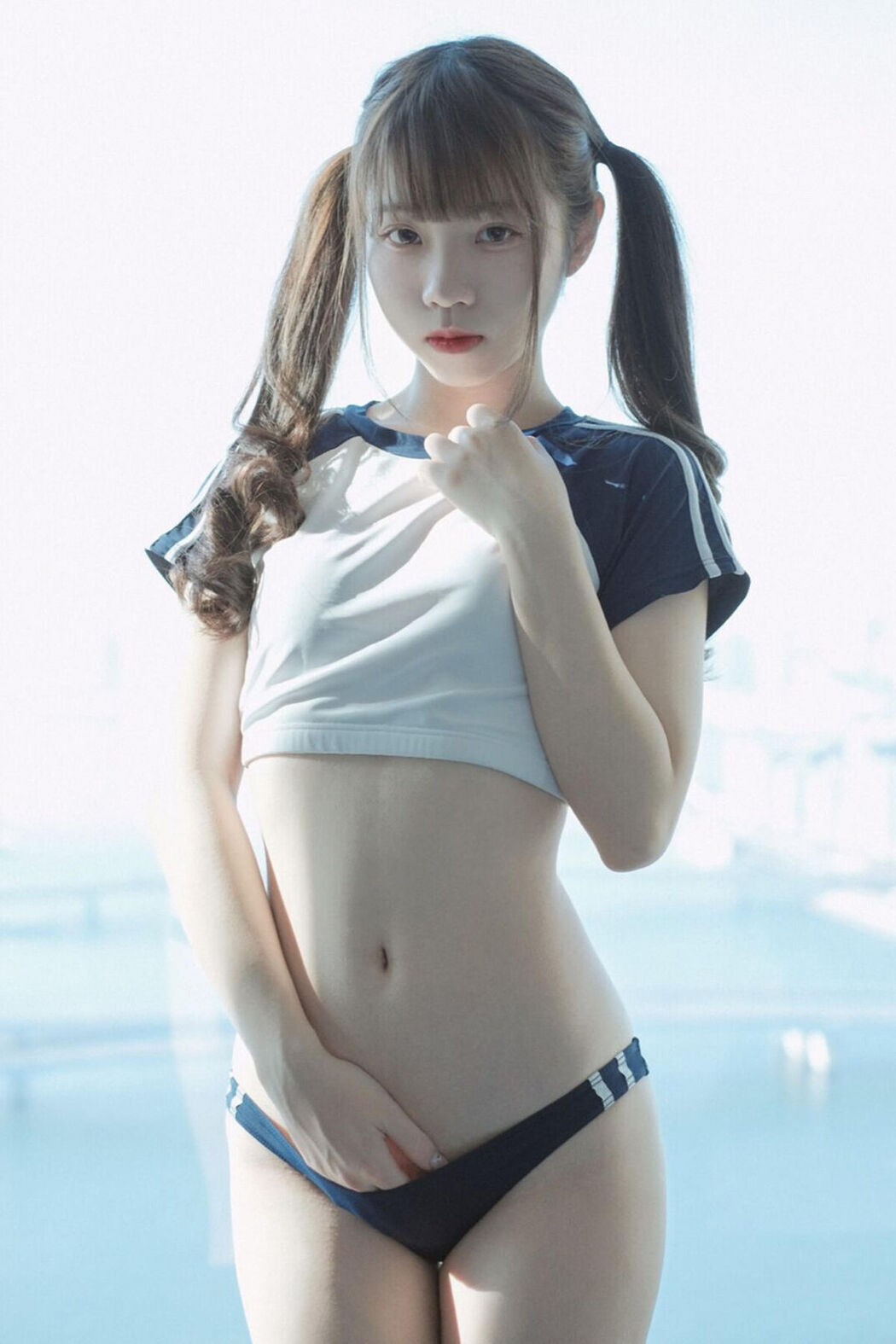 Coser@可可小白兔 – 情人節の禮物 體操服少女 Cover Photo