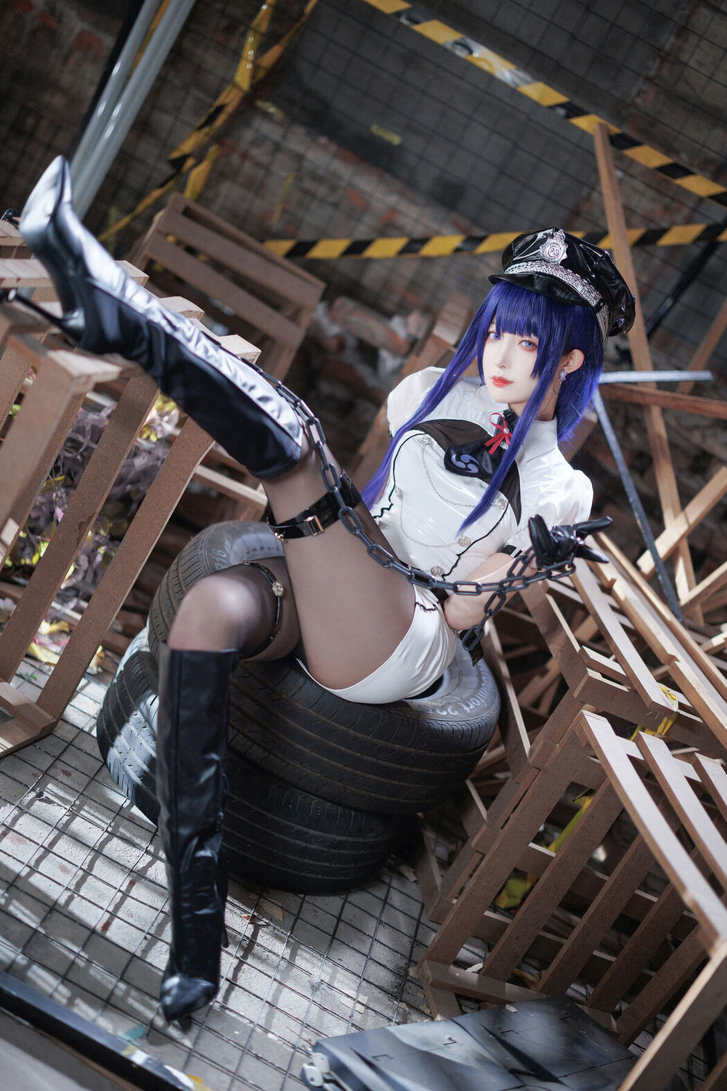 Coser@封疆疆v &#8211; 雷电将军女警