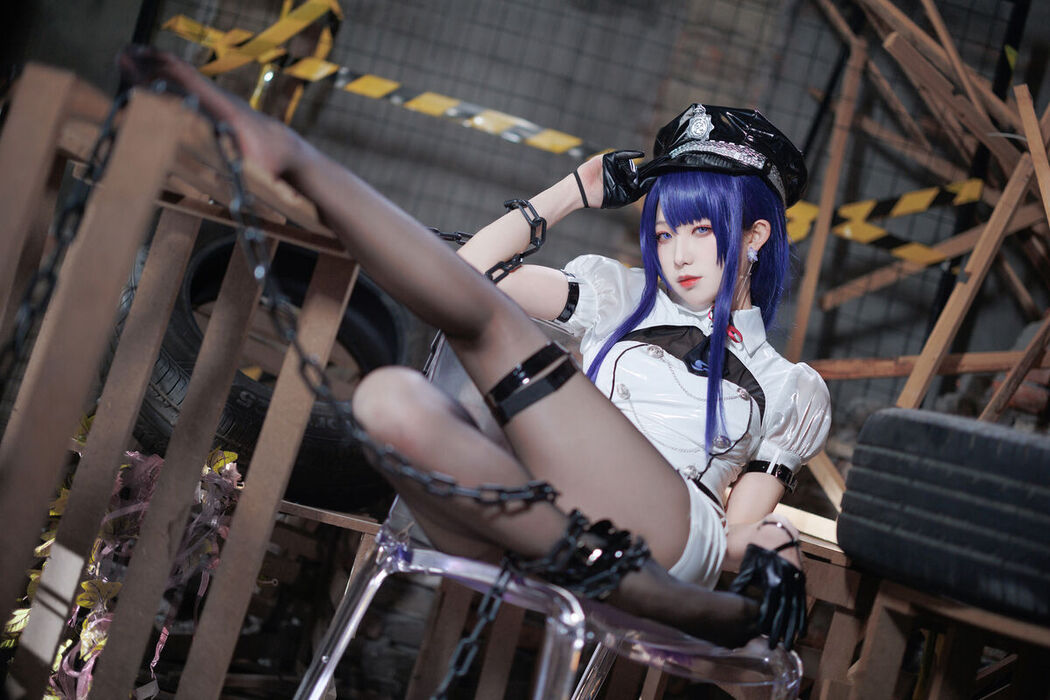 Coser@封疆疆v &#8211; 雷电将军女警