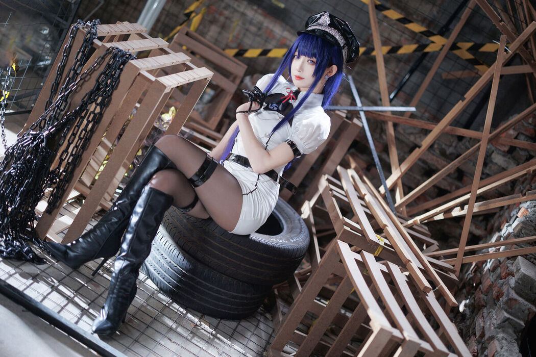 Coser@封疆疆v &#8211; 雷电将军女警