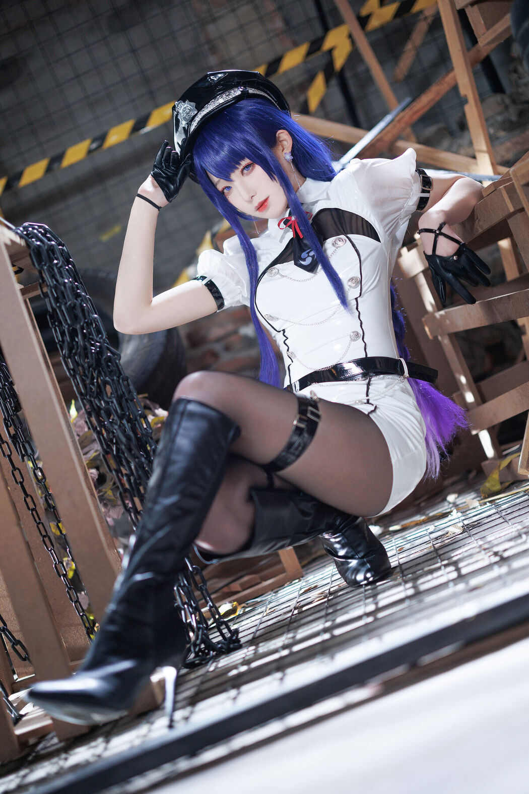 Coser@封疆疆v &#8211; 雷电将军女警