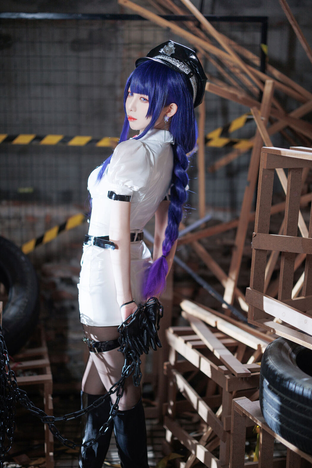 Coser@封疆疆v &#8211; 雷电将军女警