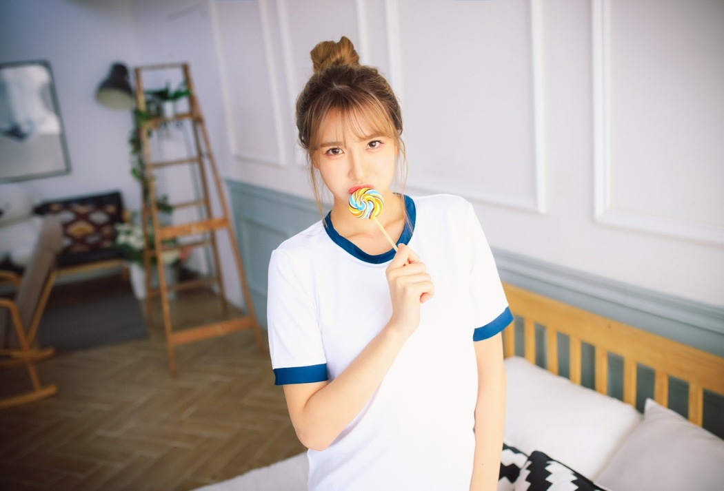 Lee Ahrin 이아린, [Moon Night Snap] The present Chapter.02